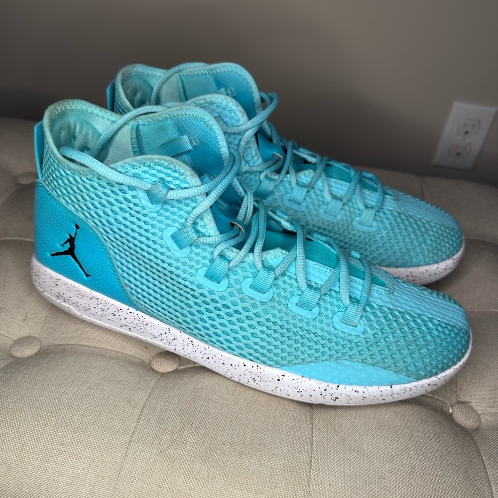 Nike Air Jordan Reveal Men’s Size 12 Teal